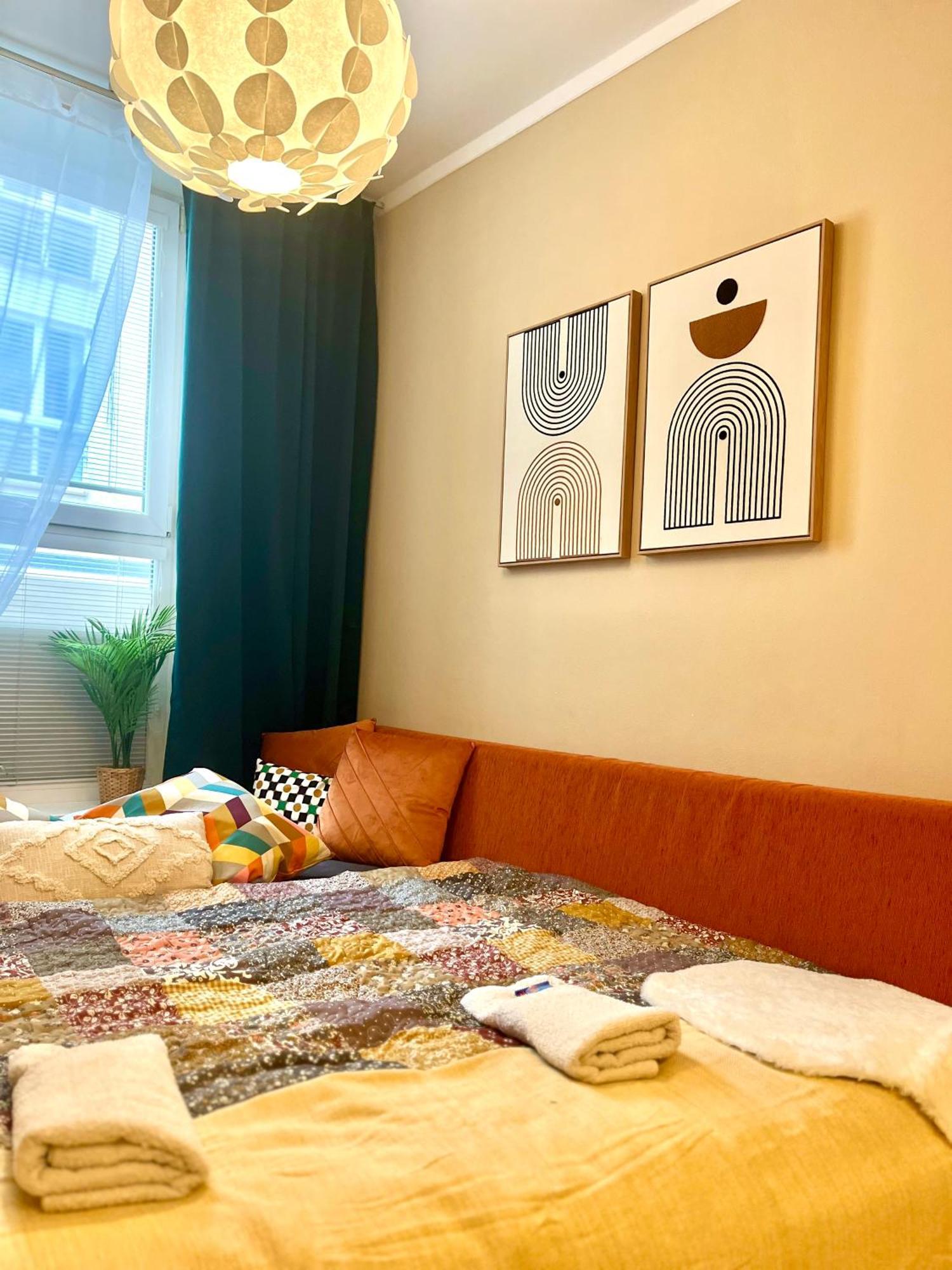 Apartment Jenny - Old Town, Free Private Parking, Ac Bratislava Extérieur photo